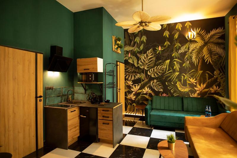 Jungle Apartments - image 6