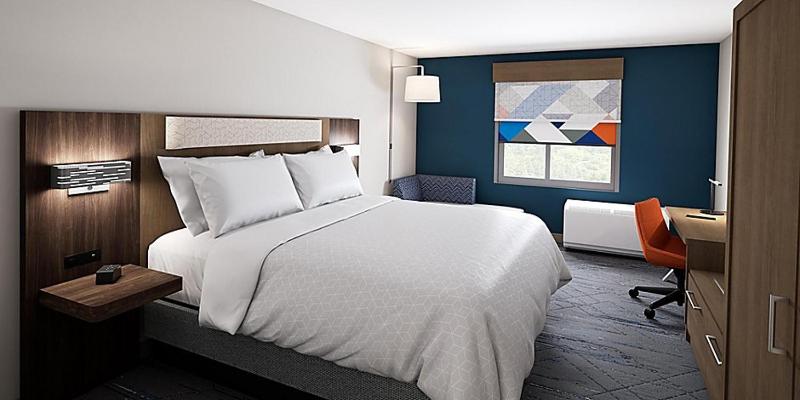 Standard King Room image 1
