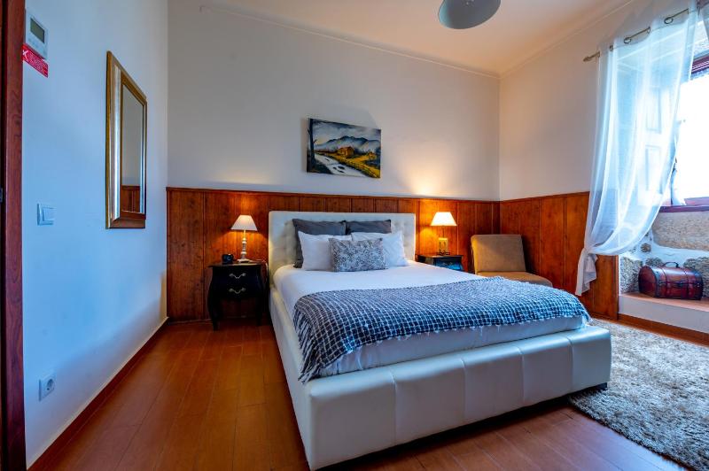 Standard Double Room image 4