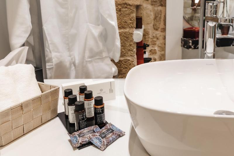 Chateau Anax Luxury suites - image 15