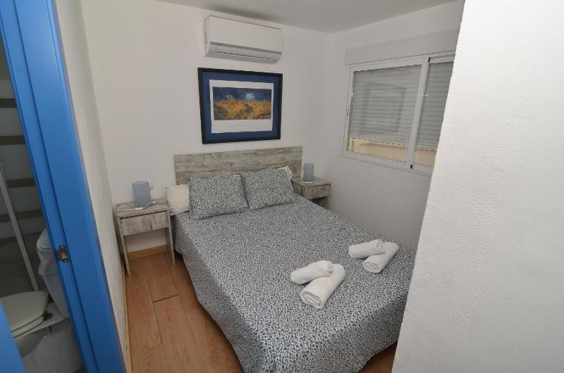 Double Room image 4