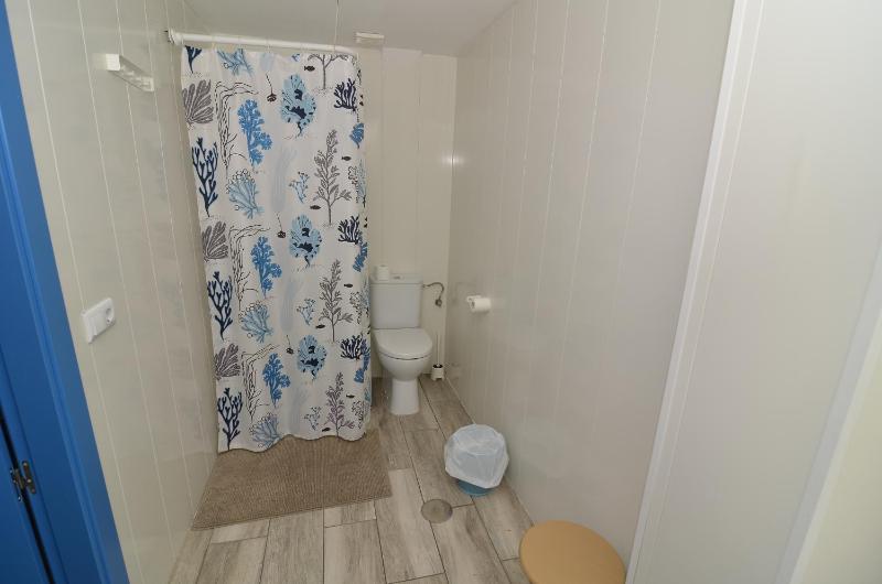 Triple Room with Private External Bathroom image 3