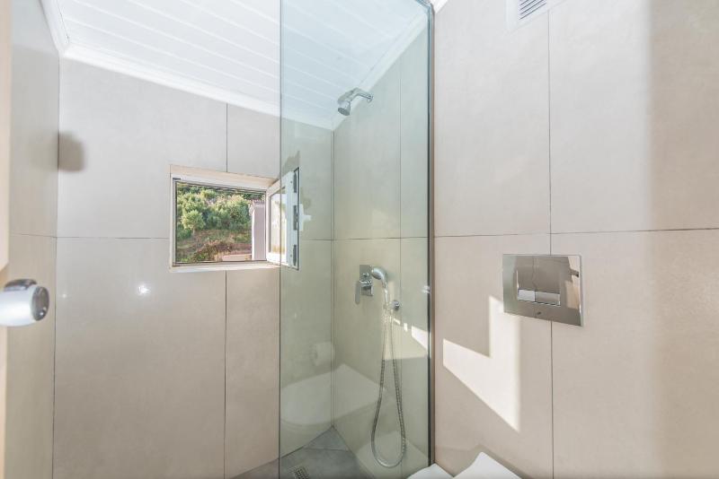 Double or Twin Room image 2