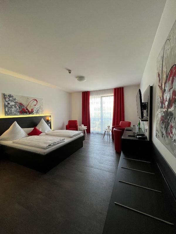 Suite image 4