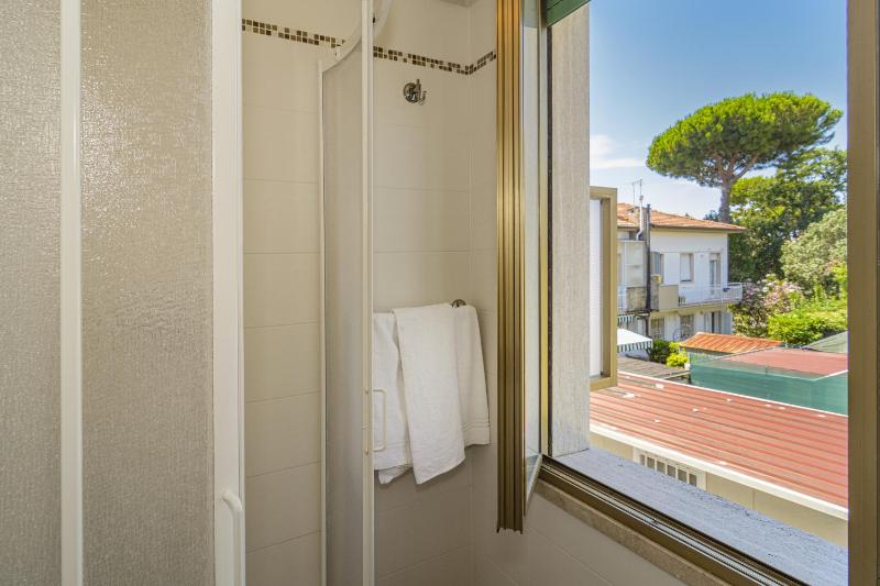 Triple Room image 4