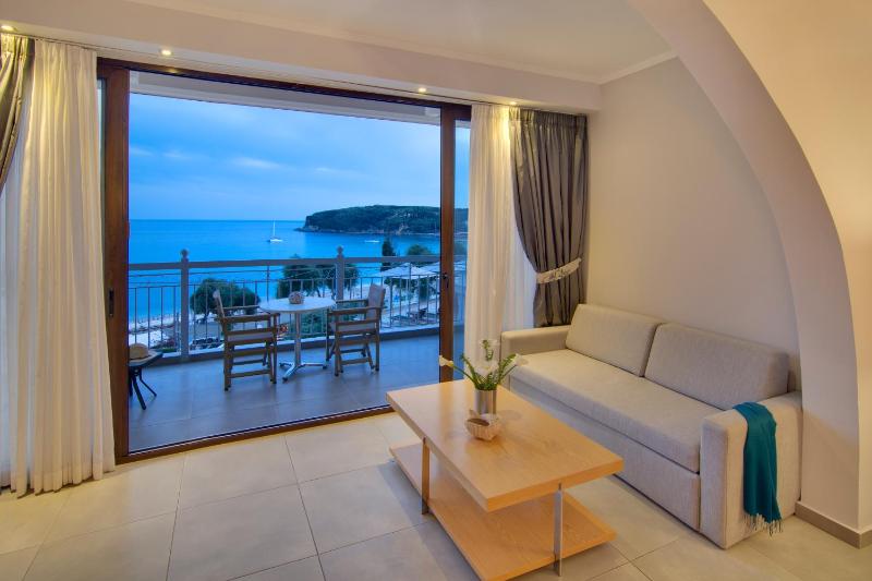 Valtos Beach Hotel - image 33