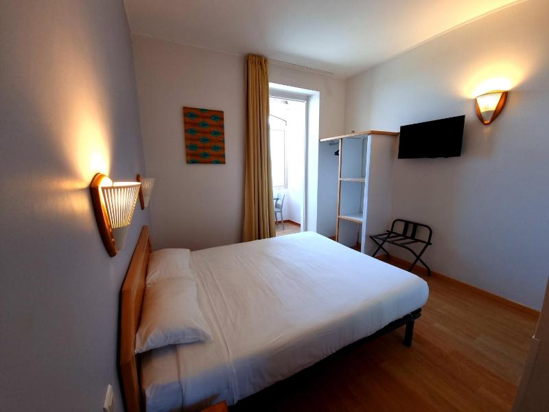 Comfort Double Room image 3