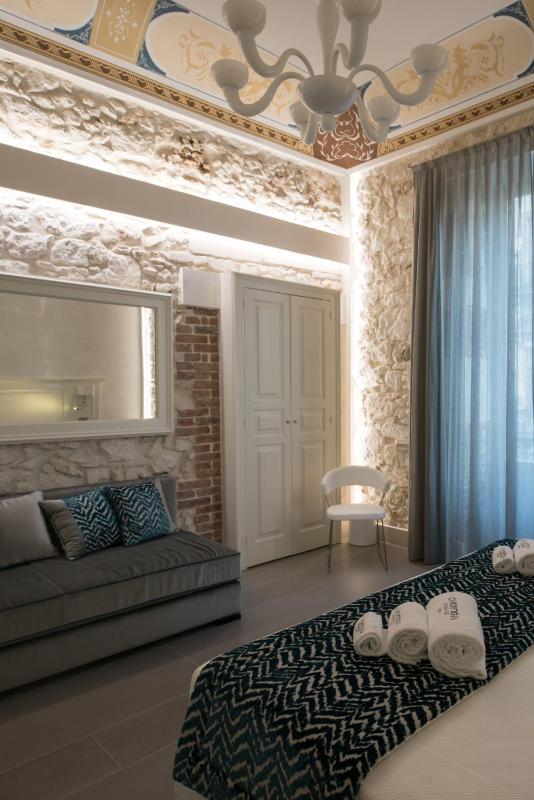 Superior Double Room image 2