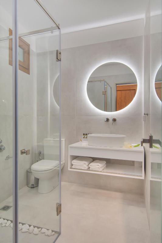 Valtos Beach Hotel - image 11