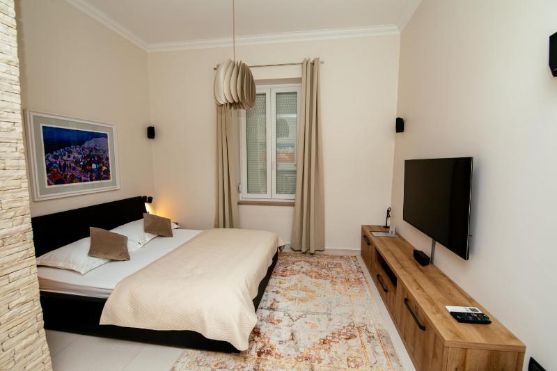 City harbour deluxe suites - image 19