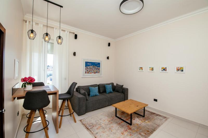 City harbour deluxe suites - image 28