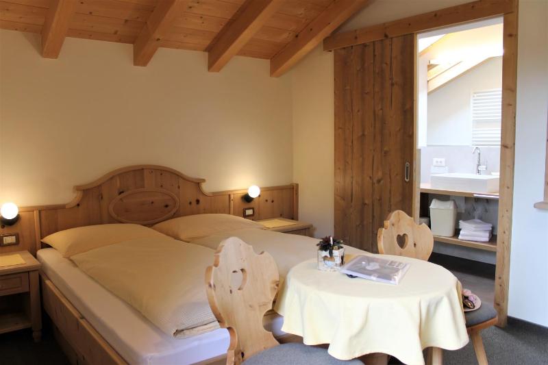 Double Room with Balcony image 1