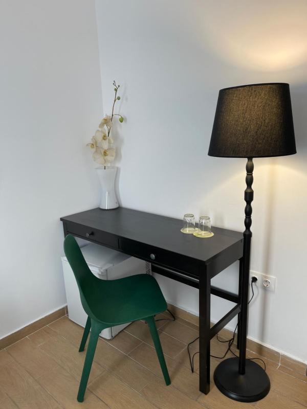 Single Room image 2