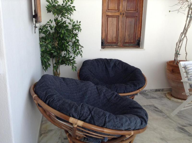 One-Bedroom Apartment with Sea View image 4