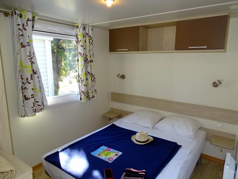 One-Bedroom Cottage image 4
