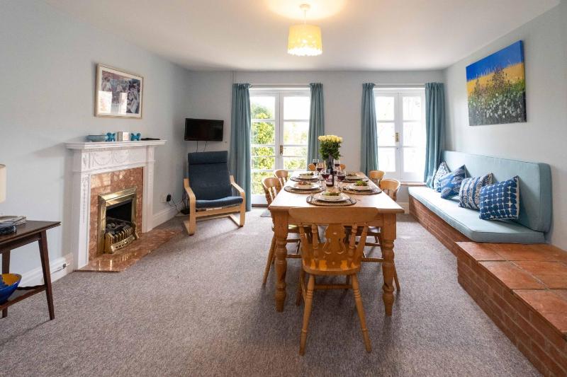 4 Crespigny House - Aldeburgh Coastal Cottages - image 14