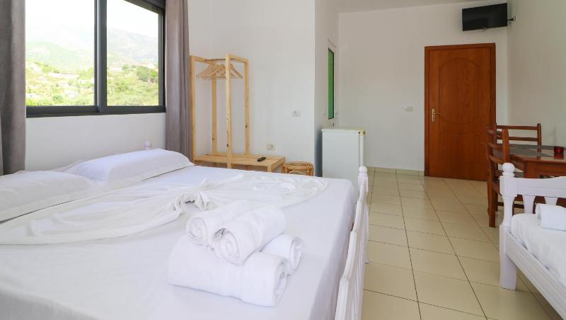 Bora Rooms - image 11