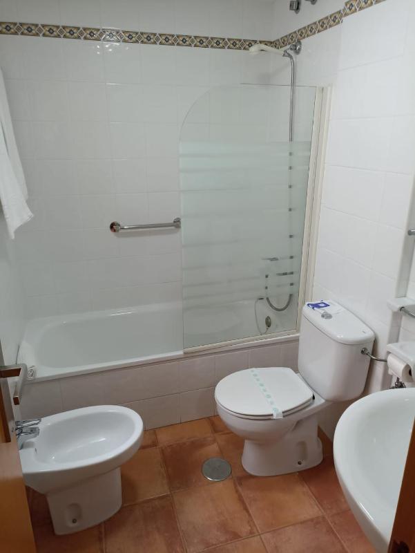 Single Room image 3