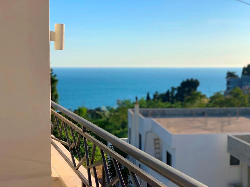 Superior Studio with Balcony and Sea View image 3