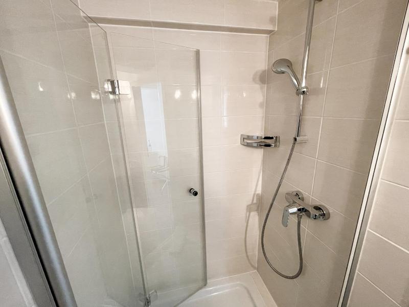 Single Room image 4