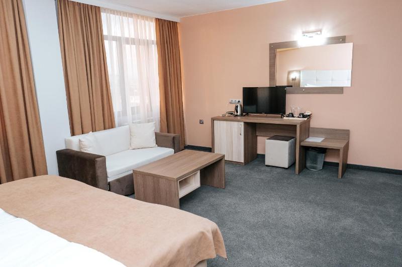 Comfort Double or Twin Room image 3