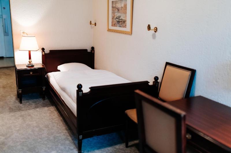 Single Room with Balcony image 4