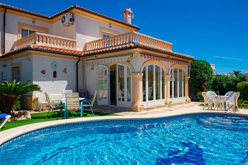 Villa Anna Images