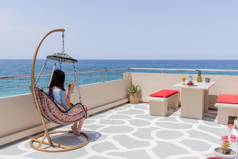 Family Apartment with Sea View image 3