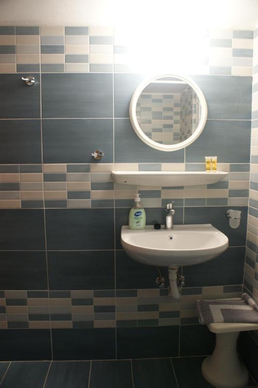 Triple Room image 3
