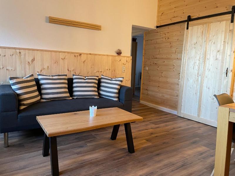 Standard Family Room image 3