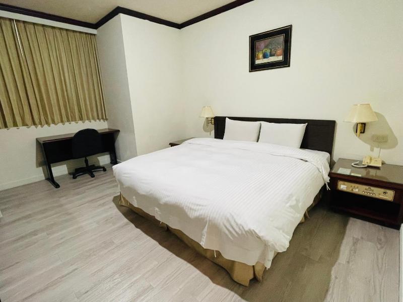 Standard Double Room with Parking image 1