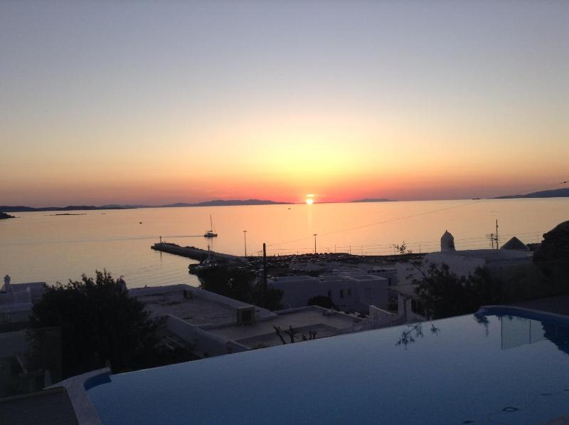 Two-Bedroom Apartment with Sea View image 2