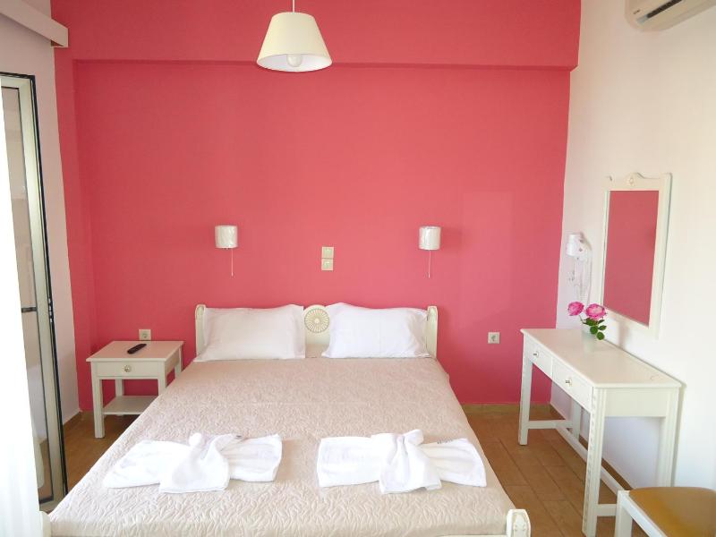 Apartment (2-3 Adults) image 1