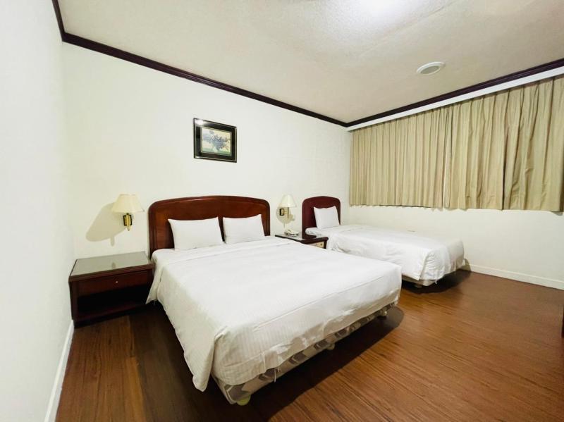 Triple Room with Parking image 1