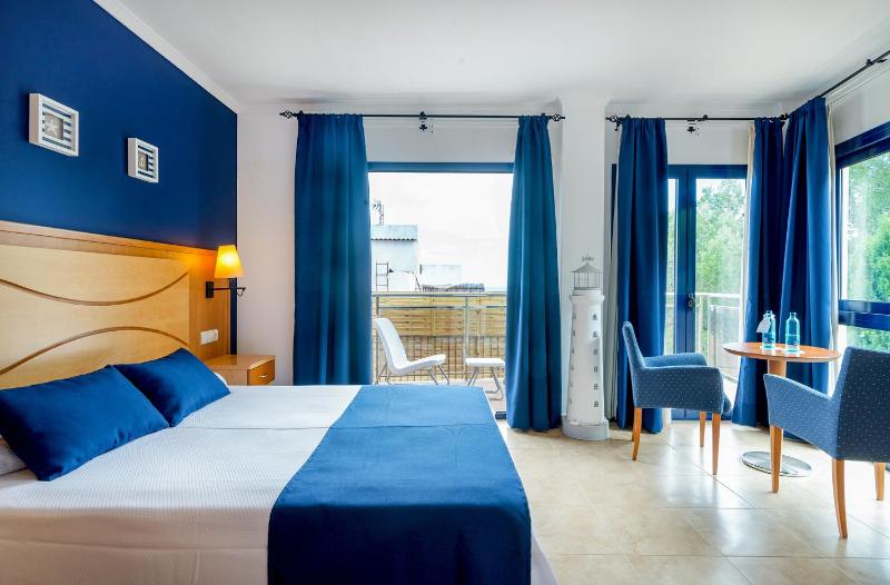 Superior Double Room image 2
