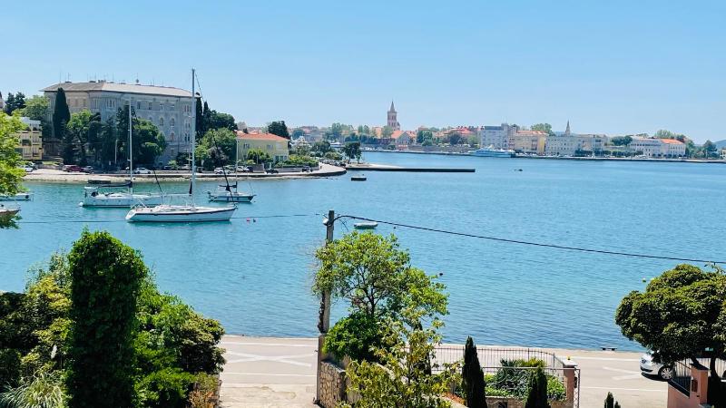 Comfort Two-Bedroom Apartment with Balcony and Sea View image 3