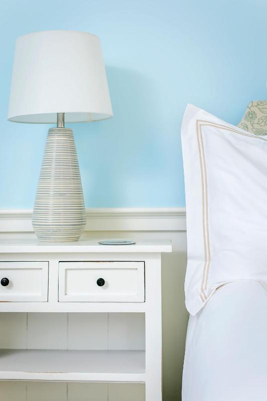 Superior King Room image 3