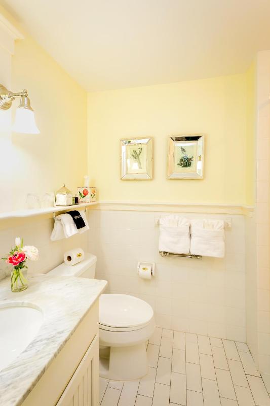 Superior King Room image 2