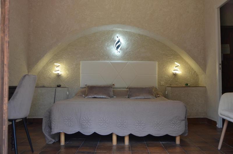 Superior Double or Twin Room with Terrace image 3