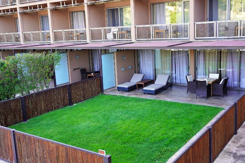 Superior Suite with Garden View  image 4
