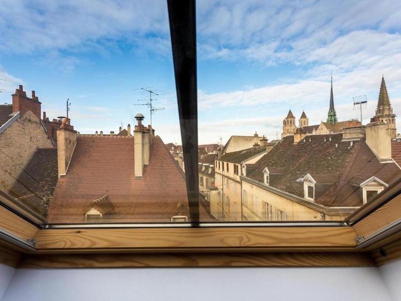 Apartment with Terrace - Chambertin image 3