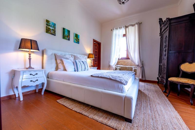 Budget Double Room image 2