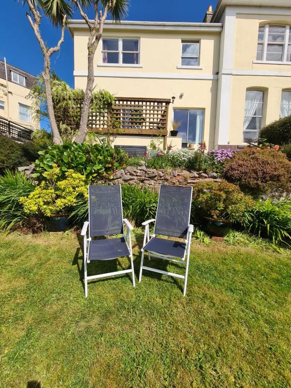 Meadowside Holiday Apartments - image 7