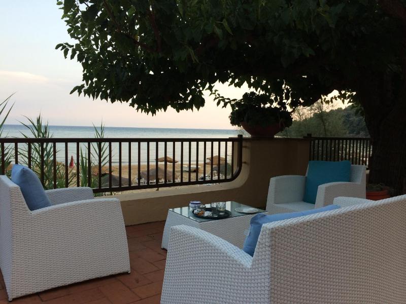 Summit Hotel - image 3