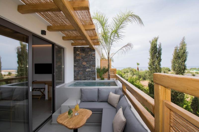 Aqua Blu 