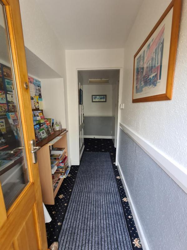 Meadowside Holiday Apartments - image 15