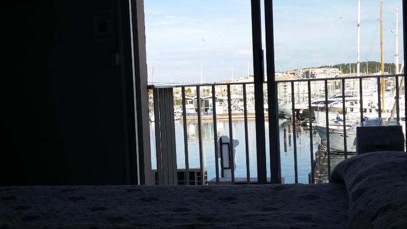 Double or Twin Room with Port View image 3