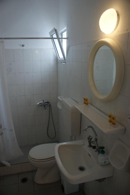 Quadruple Room image 1