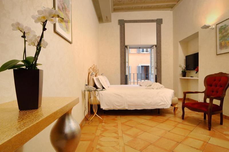 Triple Room image 3