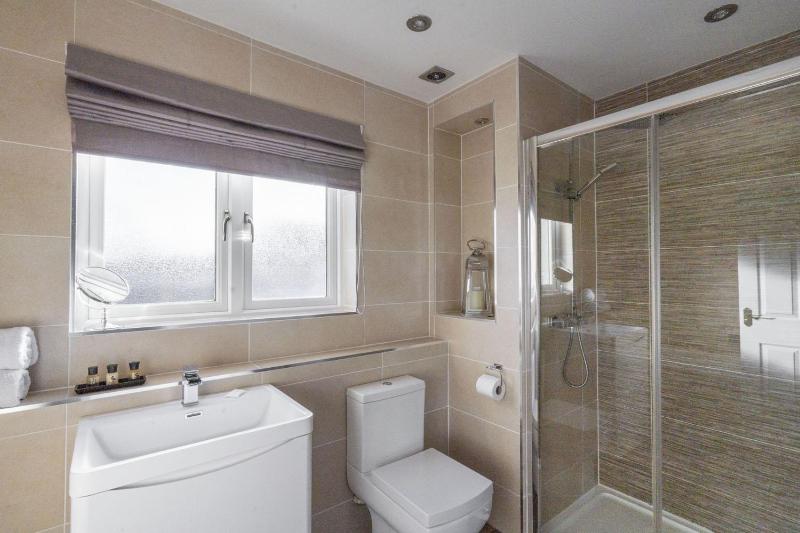 Superior King or Twin Room image 2